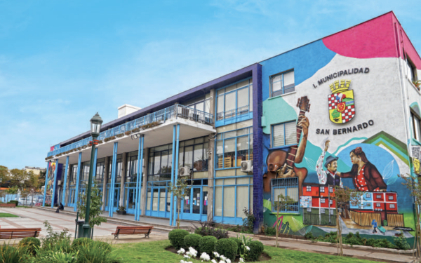 Conflicto legal entre la municipalidad de San Bernardo y una empresa relacionada con el dueño de Carozzi.