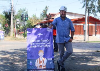 Alcalde Toro revisa los primeros trabajos en la Avenida El Parrón.