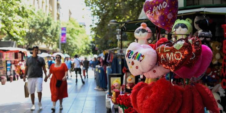 Los chilenos no dejaron sus compras para el último momento… esta vez: las ventas online aumentan un 59% antes del 14 de febrero.