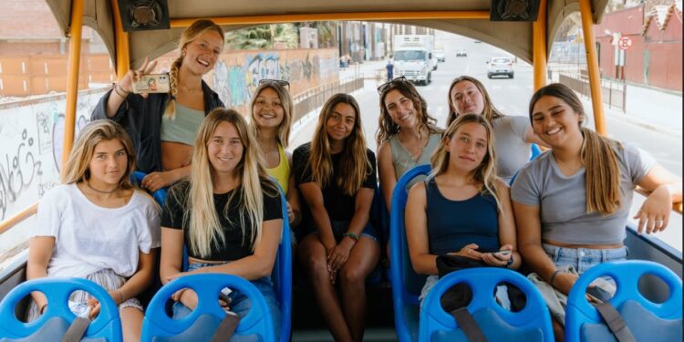 Arica se vuelve el centro del surf femenino a nivel mundial.