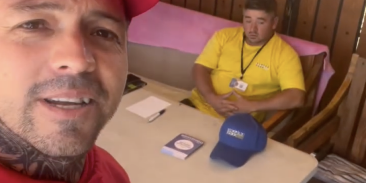 Reconocido personaje e influencer se une a las críticas sobre el nuevo sistema de estacionamiento virtual en Pucón – LAVOZDEPUCON